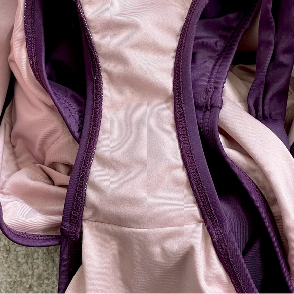 VICTORIA’s SECRET UNFORGETTABLE SEXY ONE-PIECE SWIMSUIT IN BURGUNDY SIZE: 34D - Picture 5 of 6